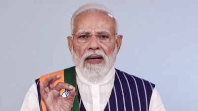 ప్రధాని నోట సిక్స్ గ్యారెంటీలు, రాష్ట్రానికి 7వ వేతన సంఘం వర్తింపు