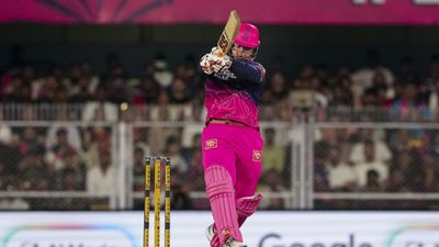 బుడ్డోడి ఈ అతి దూకుడు మునిగిపోవడానికేనా? 