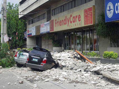 মধ্য ফিলিপিন্সে ভূমিকম্পে মৃত ২৮, রিখটার স্কেলে তীব্রতা ৭.২