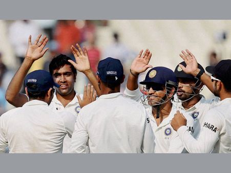 তিন দিনেই অপ্রত্যাশিত জয় ভারতের, সচিনের বিদায়লগ্নে বিষাদে ইডেন