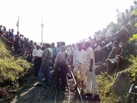 ধানবাদে কয়লাখনিতে আচমকা ধসের বলি ৪