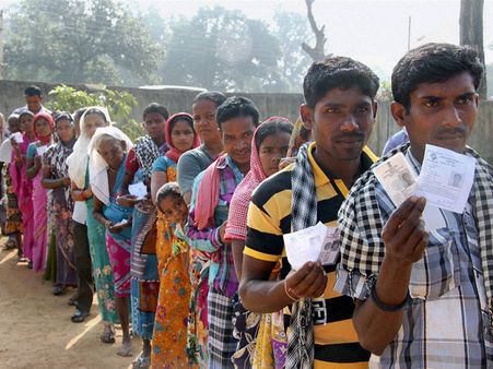 অশান্ত পরিবেশেই প্রথম দফার ভোটগ্রহণ ছত্তিশগড়ে