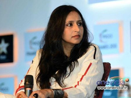 তেহেলকা কাণ্ডে নয়া মোড়, ইস্তফা দিলেন সোমা চৌধুরি