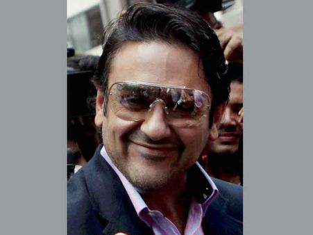 বিপাকে আদনান সামি, পাসপোর্ট জমা দেওয়ার নির্দেশ দিল বম্বে হাই কোর্ট