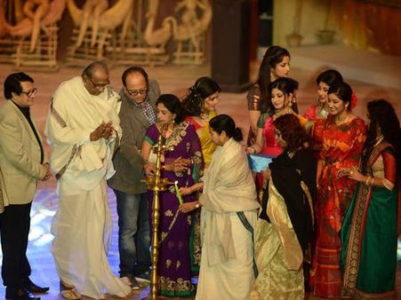 খবরের চ্যানেল নয়, মেগা সিরিয়ালই পছন্দ মুখ্যমন্ত্রী মমতা বন্দ্যোপাধ্যায়ের