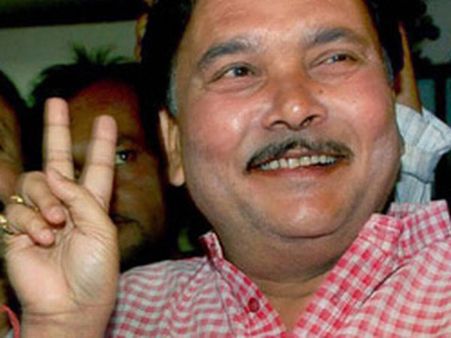পরিবহণ ধর্মঘটে অংশ নেওয়ায় জরিমানা বাসমালিকদের