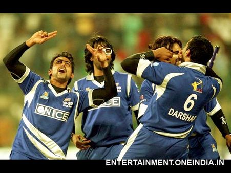 সিসিএল ৪ : বেঙ্গল টাইগারকে গুঁড়িয়ে দিল কর্নাটক বুলডোজার