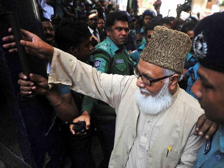 চট্টগ্রাম অস্ত্র-কাণ্ডে ১৪ জনের ফাঁসি, তালিকায় প্রাক্তন মন্ত্রী, সচিব