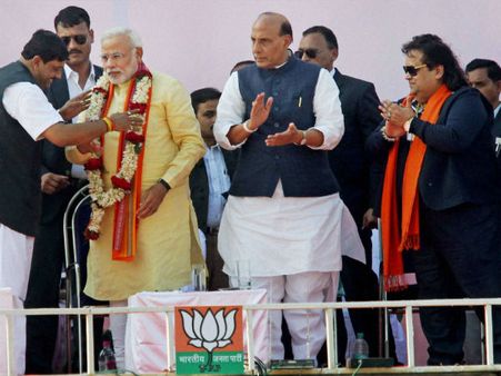 লাইভ : ইন্দিরা গান্ধীর পর প্রণব মুখোপাধ্যায়কে প্রধানমন্ত্রী করা উচিত ছিল : নরেন্দ্র মোদী