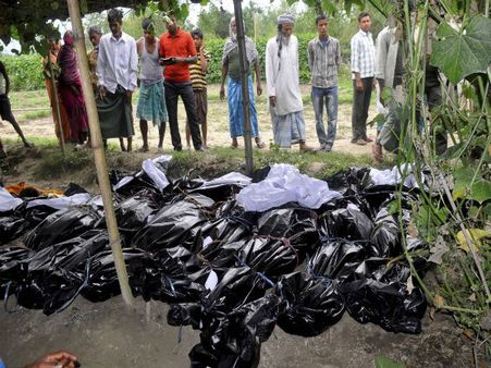 হামলা ঠেকাতে ব্যর্থ অসম সরকার বন্দুক দেবে বাঙালি মুসলিমদের