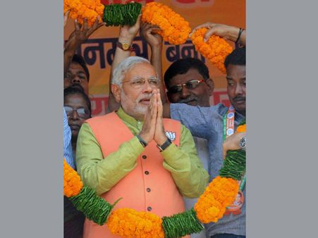 'মোদী রোকো' ফক্কা! বানপ্রস্থে বরং অকথ্য শব্দকোষ ঘাঁটুক কংগ্রেস