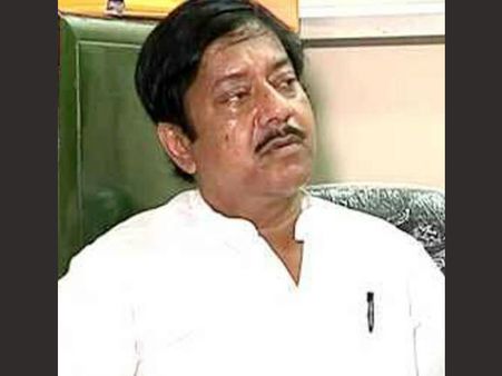 মদের ভাটি, জুয়ার ঠেক বন্ধ করলেই ডাকাতি বাড়বে, বললেন মন্ত্রীমশাই