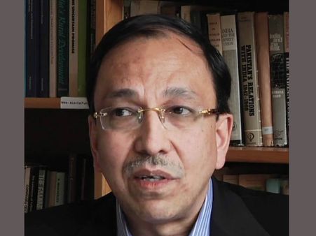 প্রথম ভাষণেই লোকসভাকে মোহিত করলেন সুগত বসু