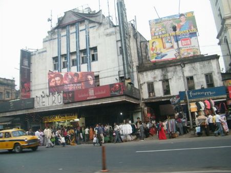 'জাতিস্মর' মেট্রো সিনেমা, আপাতত মৃত্যু হলেও আবার নয়ারূপে জন্ম নেবে কলকাতার ঐতিহ্যবাহী এই থিয়েটার হল