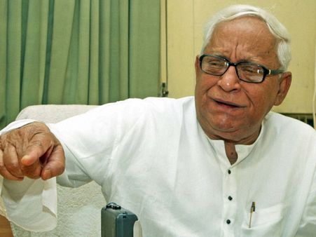 বুদ্ধের বিধি বাম, ফ্ল্যাটের মালিকানা দিচ্ছে না রাজ্য সরকার