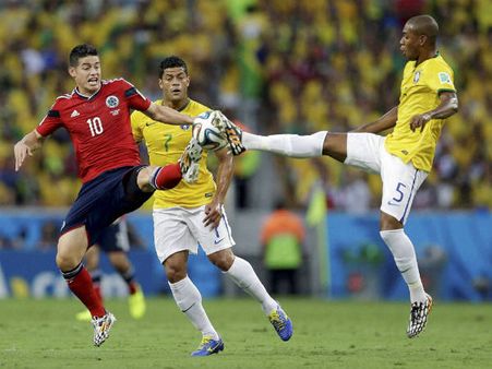 (ছবি) কলম্বিয়াকে হারিয়ে সেমি-ফাইনালে ব্রাজিল, ছিটকে গেলেন নেইমার