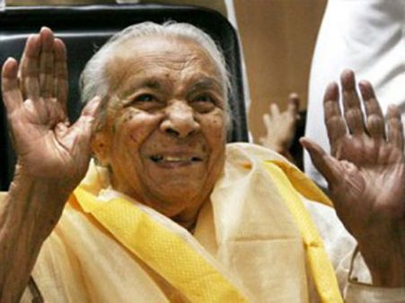 ১০২ বছর বয়সে প্রয়াত হলেন বরিষ্ঠ অভিনেত্রী জোহরা সেহগল