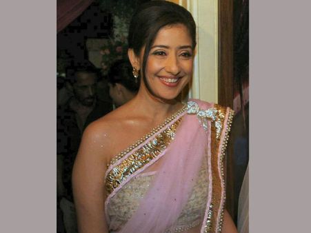 আগামী বছরেই সন্তান দত্তক নেবেন মনীষা কৈরালা