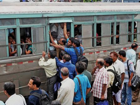 বাড়ল বাসভাড়া,গঠন হবে পরিবহন সংক্রান্ত টাস্ক ফোর্স , সিদ্ধান্ত রাজ্য সরকারের