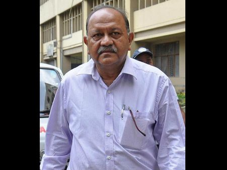 দেবশ্রী কোথায়, রজত মজুমদারের দিকে আঙুল ওঠে এখনও