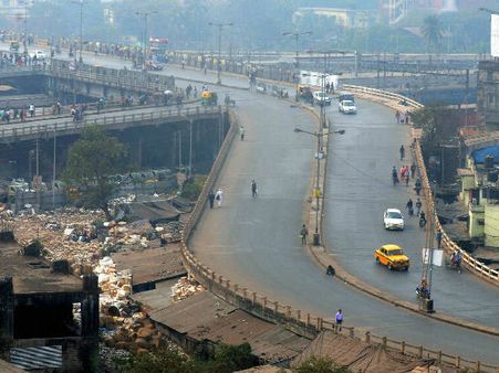 পরিবহণ ধর্মঘটে অচল হবে কলকাতা, ভোগান্তির শঙ্কা তীব্র