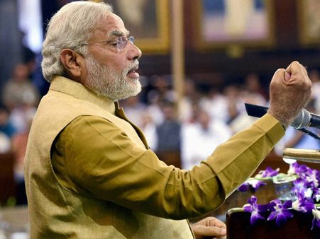 রমরমিয়ে চলছে ভুয়ো খাদি সামগ্রির বিপণন, অ্যামাজন, ফ্লিপকার্ট, স্ন্যাপডিলকে সতর্ক করল কেন্দ্র