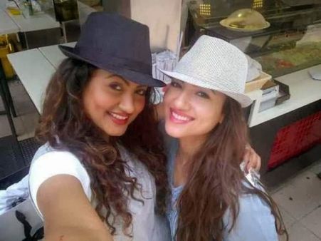 আজ রাতেই বিগ বসের বাড়িতে গহর খানের বোন নিগারের হবে 'এন্ট্রি'