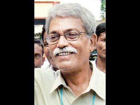 টোল দিতে অস্বীকার, কর্মীদের জুতো মারলেন মমতার স্নেহধন্য নেতা