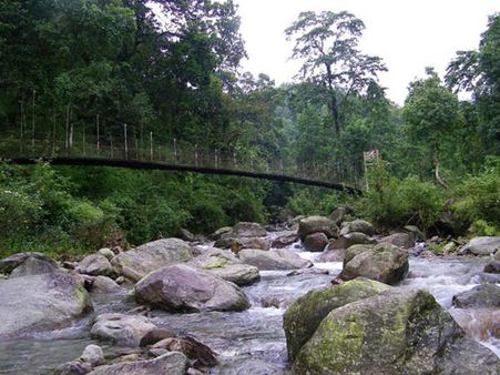 এক ছুটিতেই অপরূপা সামসিং-সুনতালেখোলা-রকি আইল্যান্ড