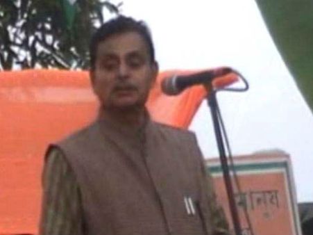 'সিপিএম মহিলারা নিজেদের ব্লাউজ ছিঁড়ে শ্লীলতাহানির অভিযোগ তোলে', তৃণমূল নেতার মন্তব্যে বিতর্কের ঝড়