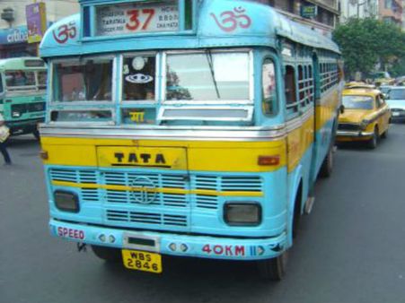 খুচরোর বদলে বাসে কুপন নয়, বলল কলকাতা হাই কোর্ট