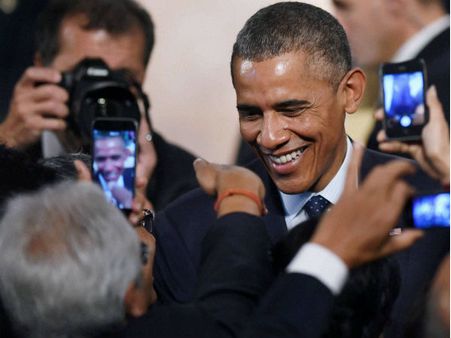 'নমস্তে' থেকে 'বহুত ধন্যবাদ', ডিডিএলজি সংলাপে মন কাড়লেন ওবামা