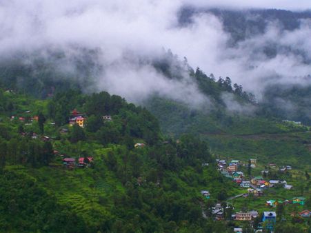 ছোট্ট সফরে চলুন স্বপ্নসুন্দর বার্মিওক-ছায়াতাল