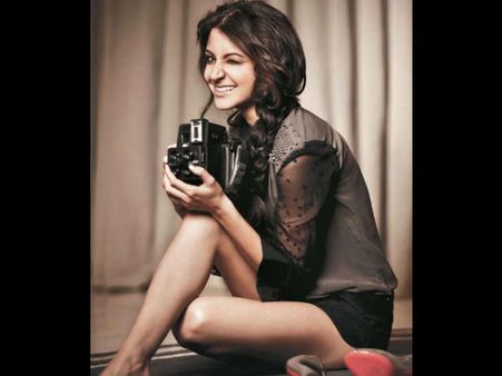 'ডুড'-এর জন্য আমিষ খাওয়া ছাড়ছেন অনুষ্কা শর্মা!