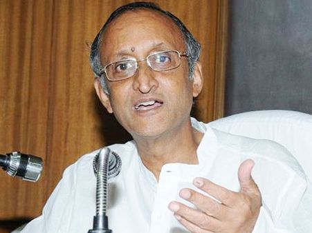 বাংলার বাজেট ২০১৫: আগামী বছরের মধ্যে ১৭.৫ লক্ষ কর্মসংস্থানের সম্ভাবনা, বললেন অমিত মিত্র