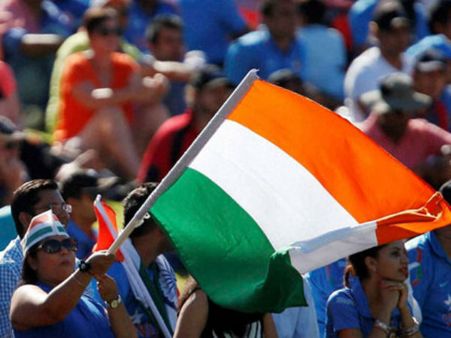 বিশ্বকাপ জ্বর : কাল আপনি অসুস্থ হবেন নাকি 'বাড়িতে চুরি'র গল্প দেবেন অফিসে?