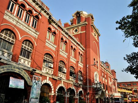 পুর নির্বাচন: রক্তপাতের মধ্য দিয়ে শেষ হল কলকাতা পুর নির্বাচন, ভোট পড়ল ৬০ শতাংশ