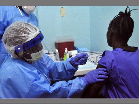 ইবোলার স্মৃতি উসকে ১৮ জনের রহস্যমৃত্যু নাইজেরিয়ায়