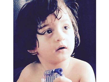 (ছবি) দেখে নিন জন্মদিনে আদুরে আব্রামের এক্সক্লুসিভ ছবি