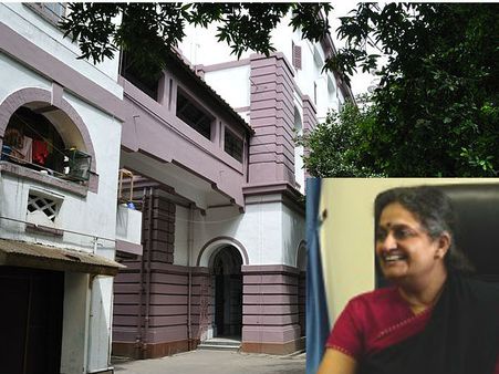 প্রেসিডেন্সিতে অভব্য বিক্ষোভ, রাতভর টানা ঘেরাও উপাচার্য