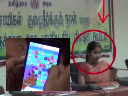 (ভিডিও) কৃষকদের ক্ষোভ কানেই যাচ্ছে না, সভা চলাকালীন ক্যান্ডি ক্রাশ খেলতে ব্যস্ত মহিলা আধিকারিক