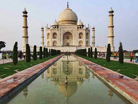 তাজমহলে ঢুকতে গেলে পকেট খসবে আগের চেয়ে ২০০ শতাংশ বেশি!