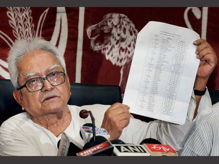 বামফ্রন্টের প্রথম দফার প্রার্থী তালিকা প্রকাশ বিমান বসুর