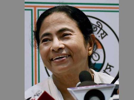 মমতার ক্যাবিনেটে একঝাঁক নতুন মুখ থাকার সম্ভাবনা!