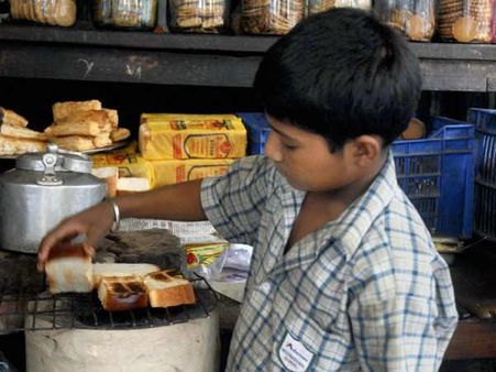 আধুনিক ভারতে এখনও ক্রীতদাস প্রথায় বাধ্য ১ কোটি ৮০ লক্ষ মানুষ
