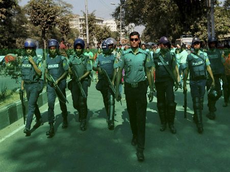 বাংলাদেশে সংখ্যালঘু হত্যা : ১৬০০ জনকে গ্রেফতার হাসিনা সরকারের
