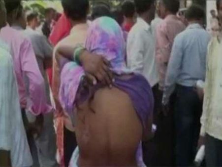 বিহারে দলিত মহিলাকে ডাইনি সন্দেহে বিবস্ত্র করে মারধর, জোর করে খাওয়ানো হল মূত্র!