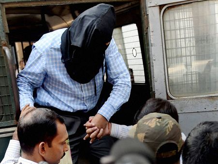 পার্কস্ট্রিট গণধর্ষণকাণ্ডে সাজাপ্রাপ্ত নাসের ঘটনাস্থলেই ছিল না, চাঞ্চল্যকর স্বীকারোক্তি কাদেরের