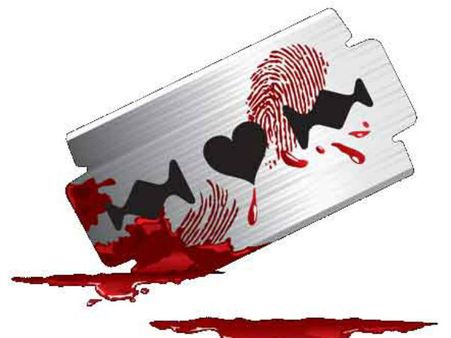 কলেজ ছাত্রীর উপর ব্লেড হামলা, ছিনতাইয়ের চেষ্টা বলে অনুমান পুলিশের