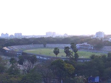 রবীন্দ্র সরোবরে ফ্লাডলাইটে আইএসএল ম্যাচের বিরোধিতা করে মামলা গ্রিন ট্রাইব্যুনালে